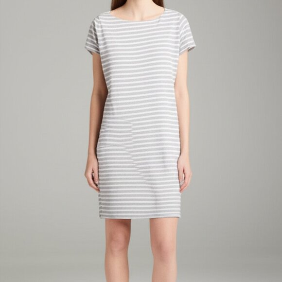 Vineyard Vines Dress Womens Small Gray Striped Short Sleeve Short - Picture 1 of 5